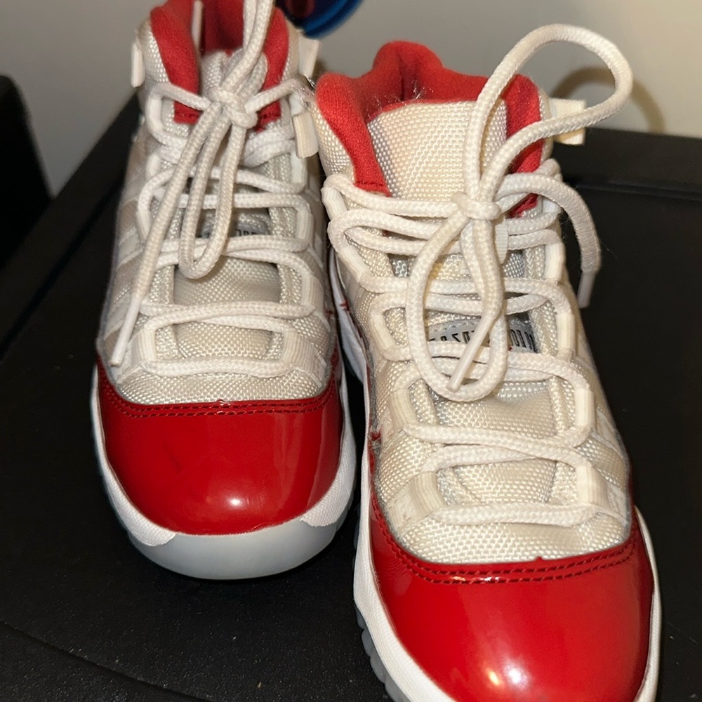 COPY - Air Jordan 11 Varsity Red